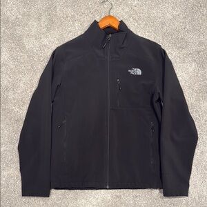 The North Face Apex Bionic, Black Performance Jacket Modern Athletic Style